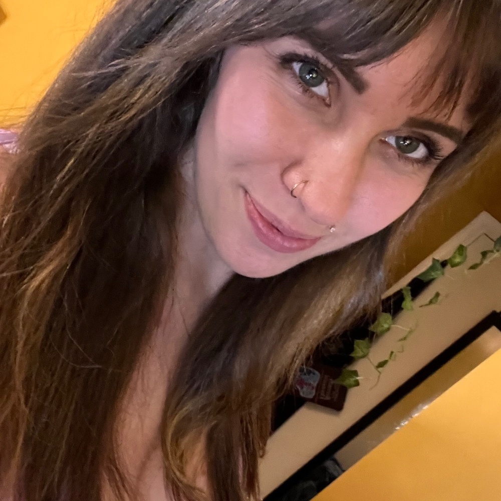 Meet your Posher, Christina Marie